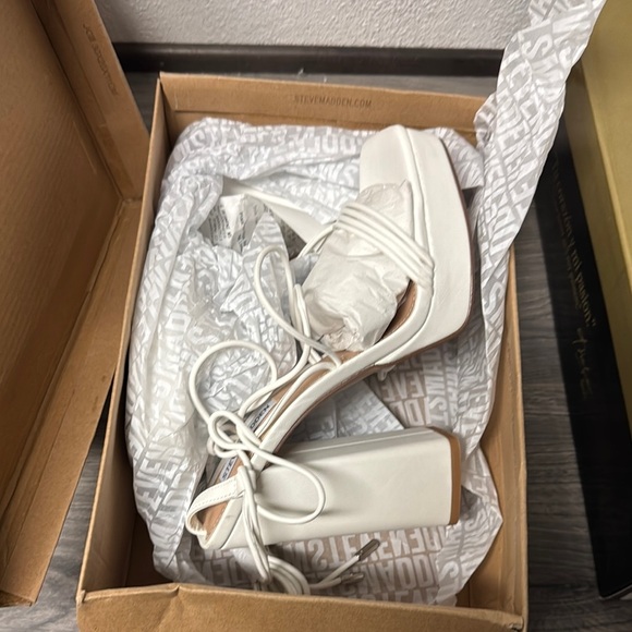 Steve Madden Women's Manzie Ankle-Tie Platform Dress Sandals - Picture 2 of 8